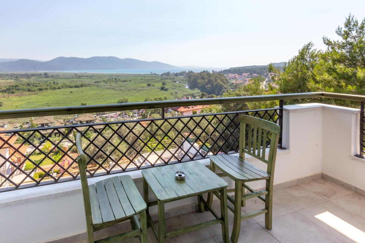Beacon Hill Suites اكياكا المظهر الخارجي الصورة